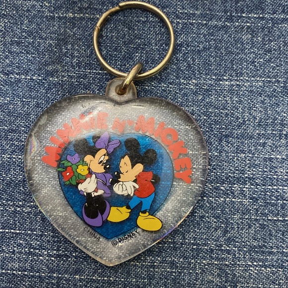 Disney Key Chain Bundle - Picture 4 of 11